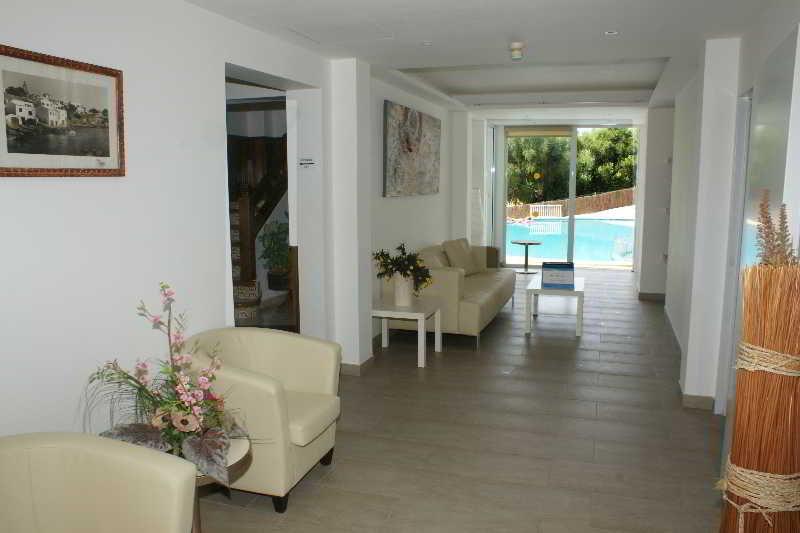 Hostal Xuroy Cala Alcaufar Exterior foto